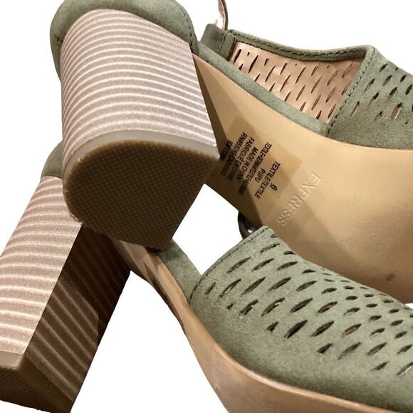 EXPRESS Perforated chunky block heel shoes olive green size 6 peep toe - Picture 6 of 10